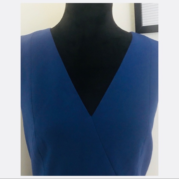 💥6HR SALE💥 ALICE + OLIVIA NAVY SIDE-ZIP DRESS - Picture 3 of 7